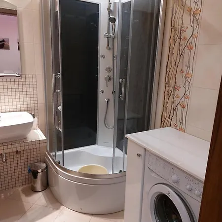 9 Nord - Parking * Jastrzębia Góra